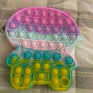 Multi color poppet purse